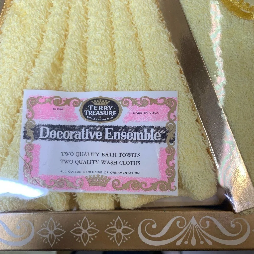 Vintage Terry Treasure Boss Slave Towel Set 4pc Yellow Retro Kitsch Made in‎ USA